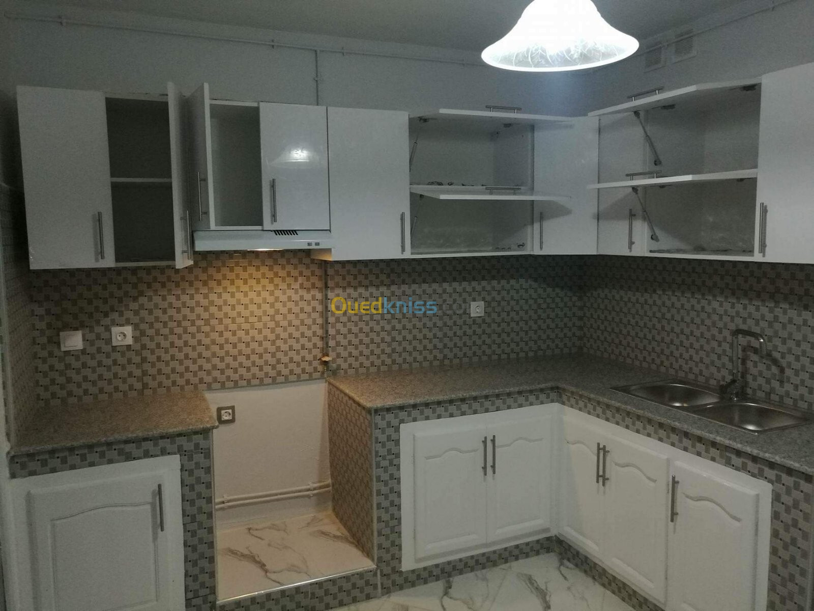 Location Appartement F3 Oran Arzew