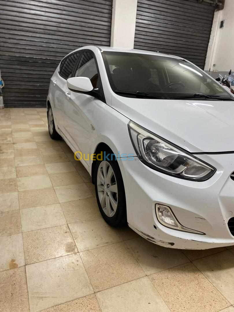 Hyundai Accent RB  5 portes 2017 