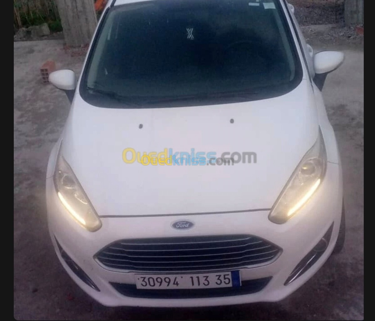 Ford Focus 4 portes 2013 Titanium