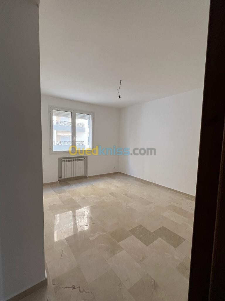 Location Appartement F4 Alger Ouled fayet