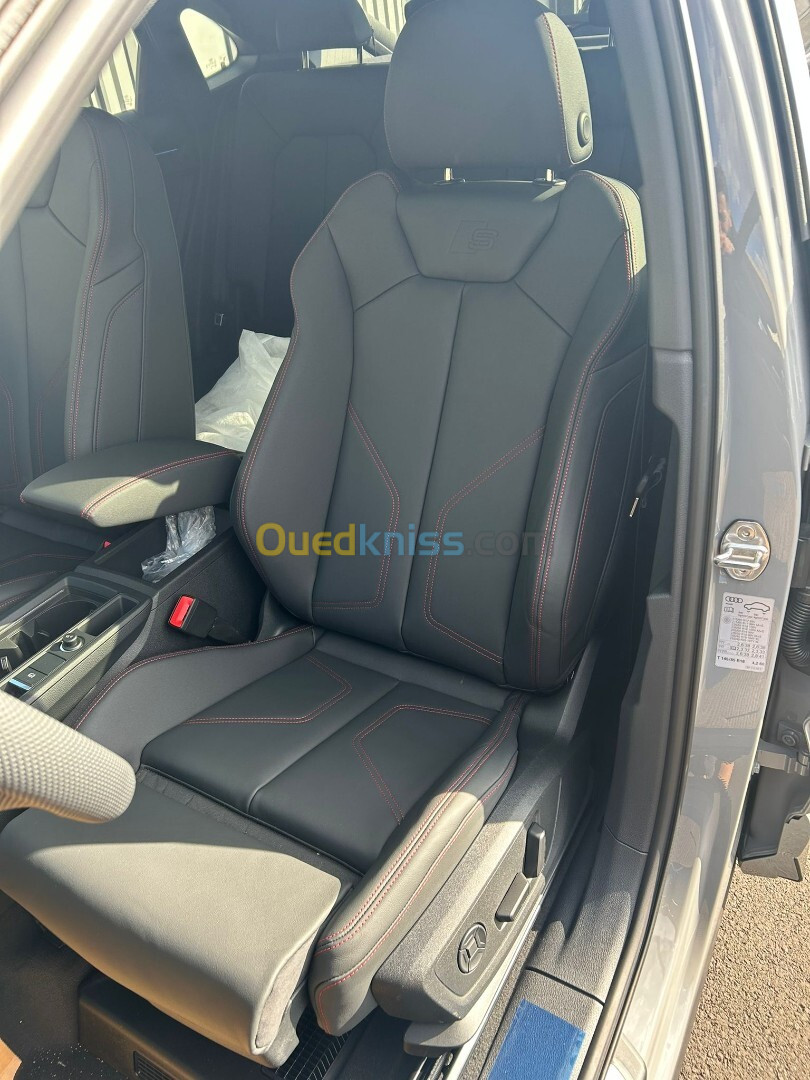 Audi Q3 2023 Sline