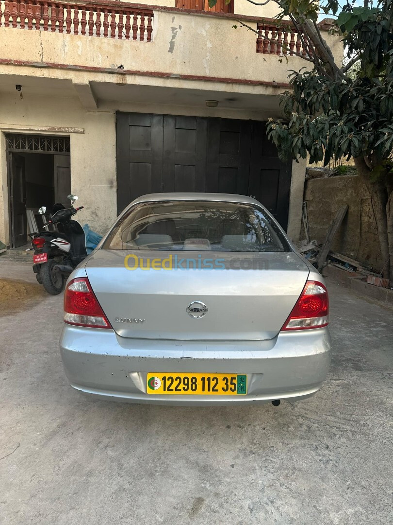 Nissan Sunny 2012 Sunny