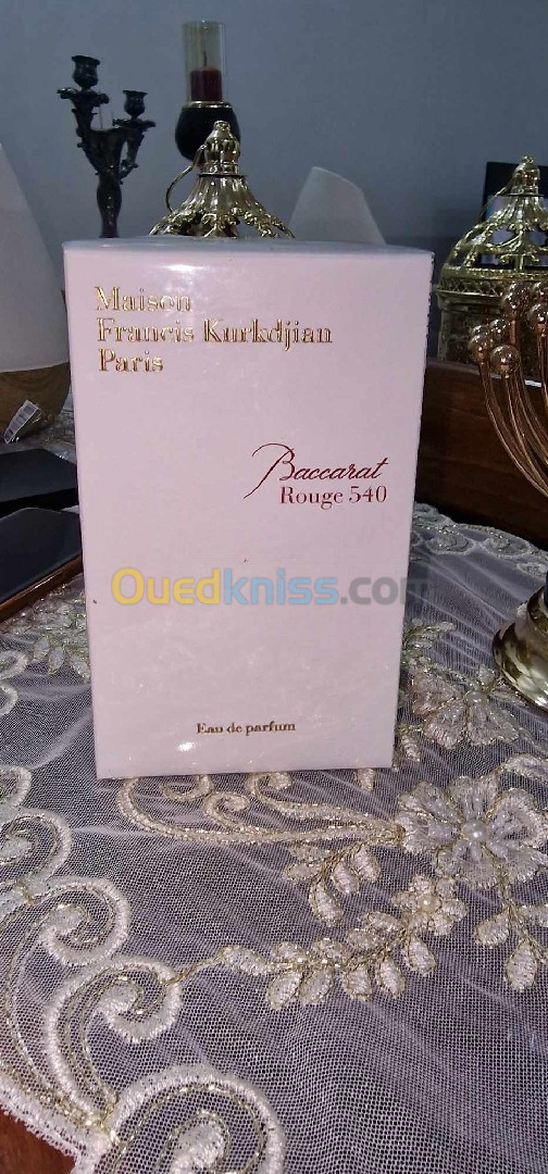 Parfum de francis kurkdjian baccarat rouge 540 eau de parfum 