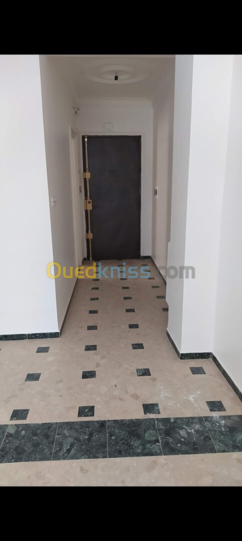 Location Appartement F3 Alger Hydra