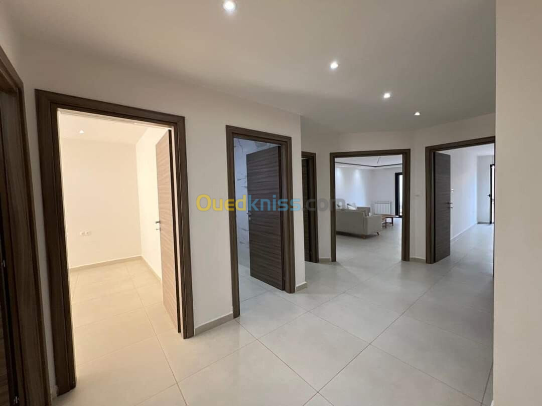 Vente Appartement F4 Alger Bordj el bahri