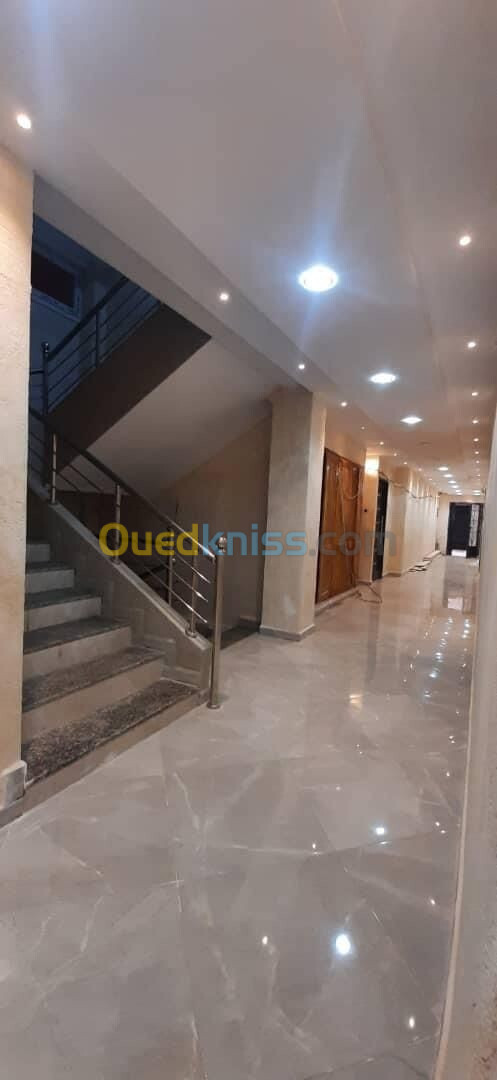 Vente Appartement F4 Alger Bordj el bahri