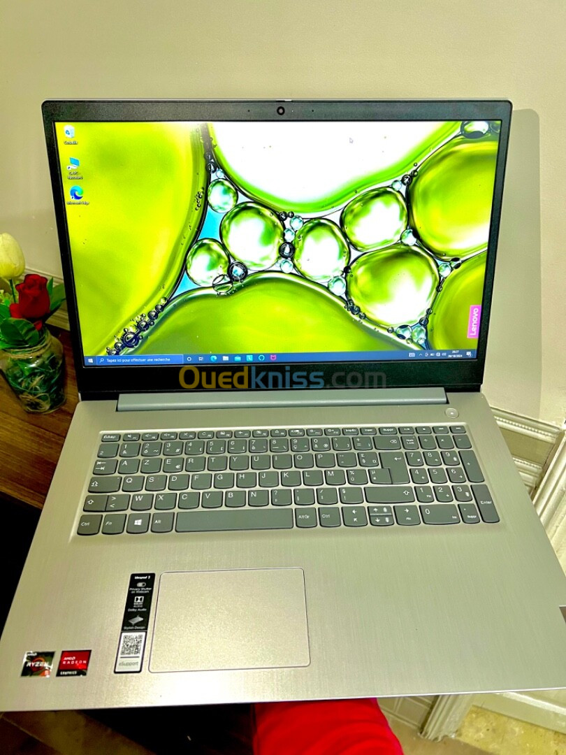 PC Portable Lenovo Ideapad 3 17ADA05