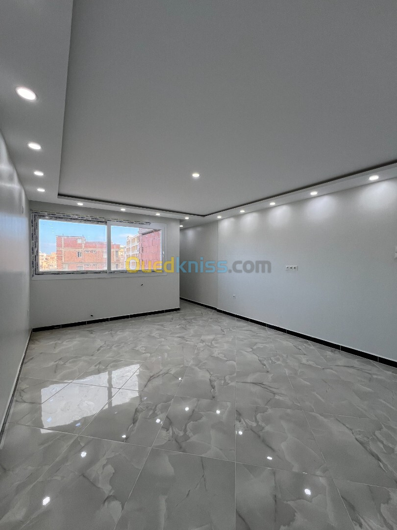 Vente Appartement F4 Alger Bordj el bahri