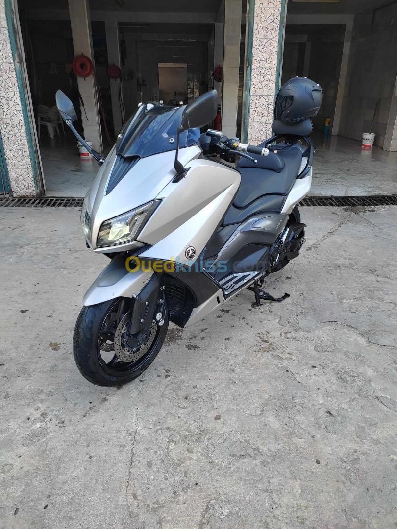 Yamaha T-max 530 2015