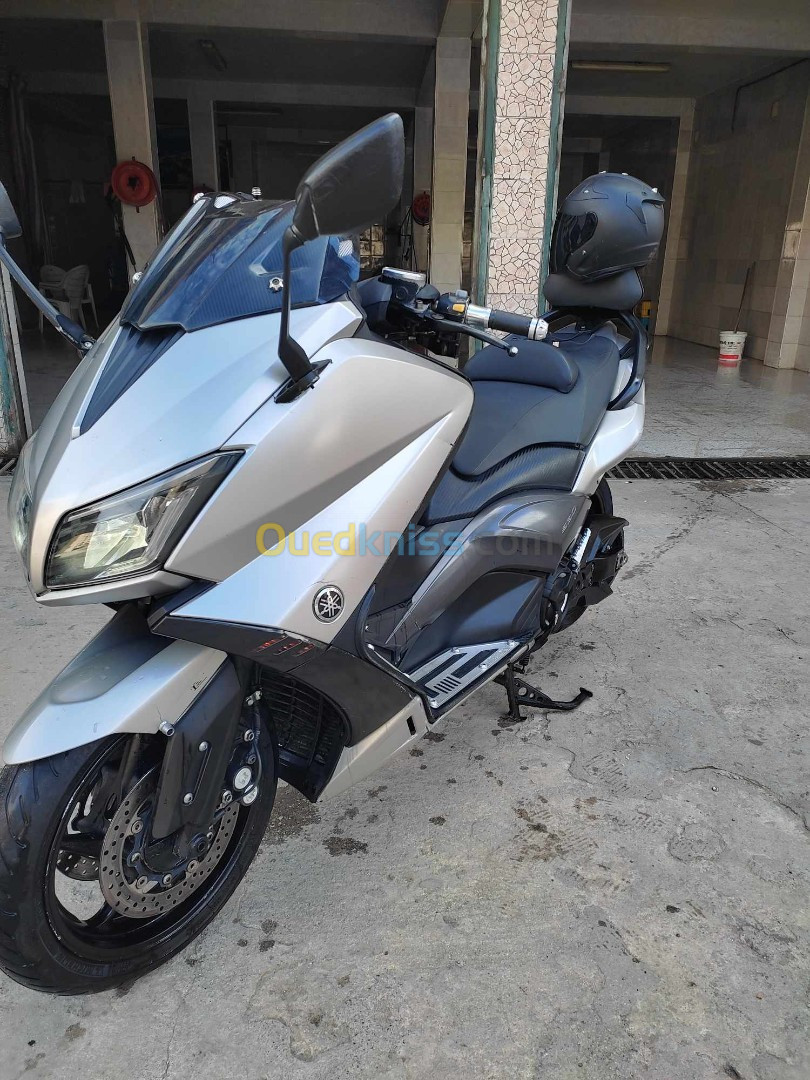 Yamaha T-max 530 2015