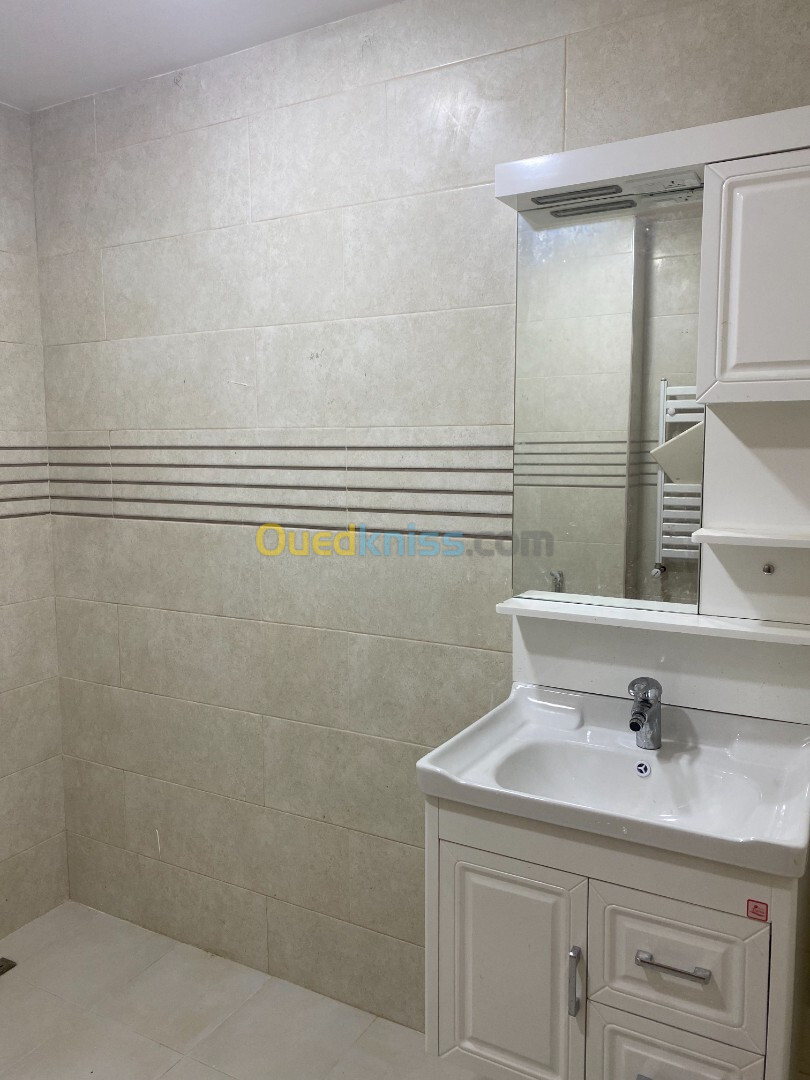 Vente Appartement F2 Alger Bordj el kiffan