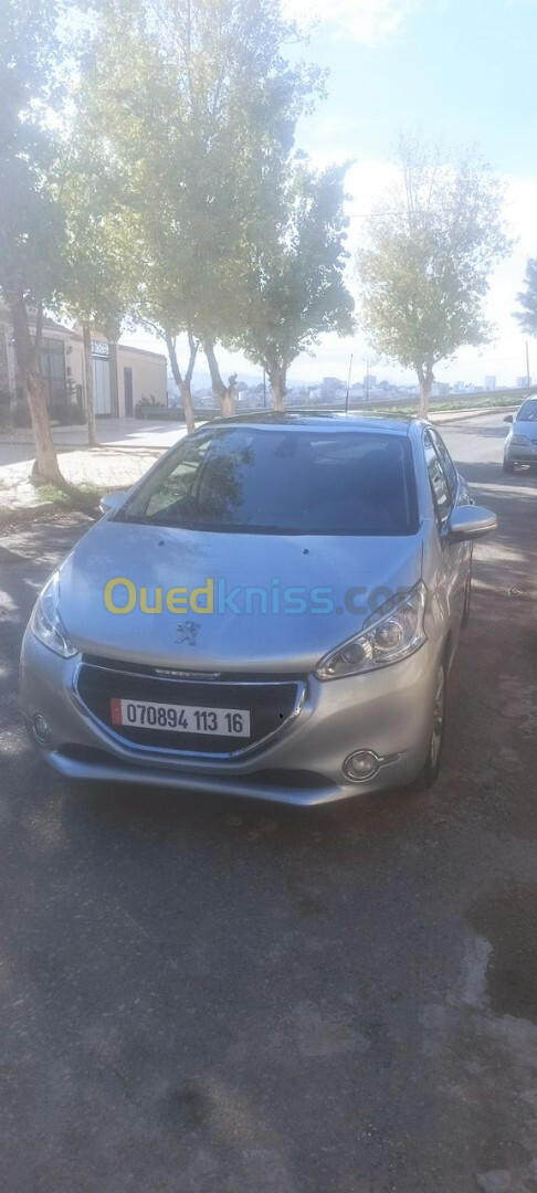 Peugeot 208 2013 Allure