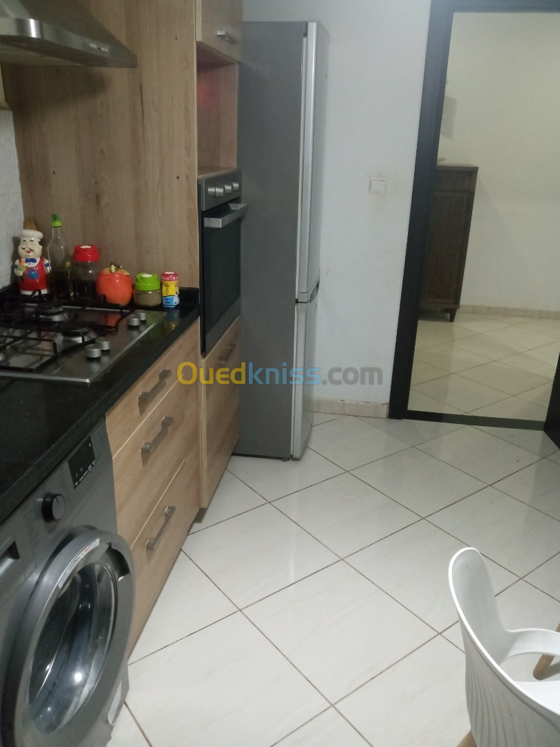 Location Appartement F3 Oran Oran