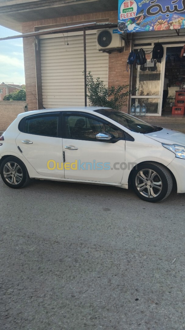 Peugeot 208 2013 Access