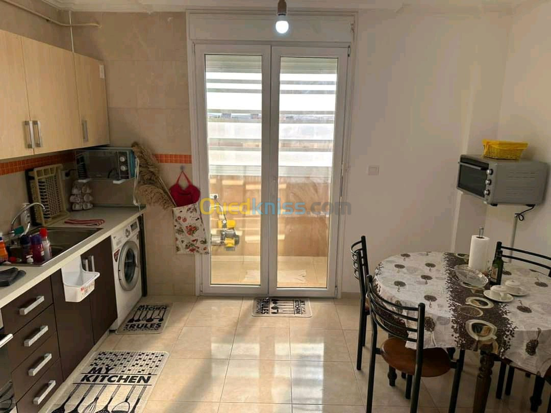 Location vacances Appartement F3 Oran Ain el turck