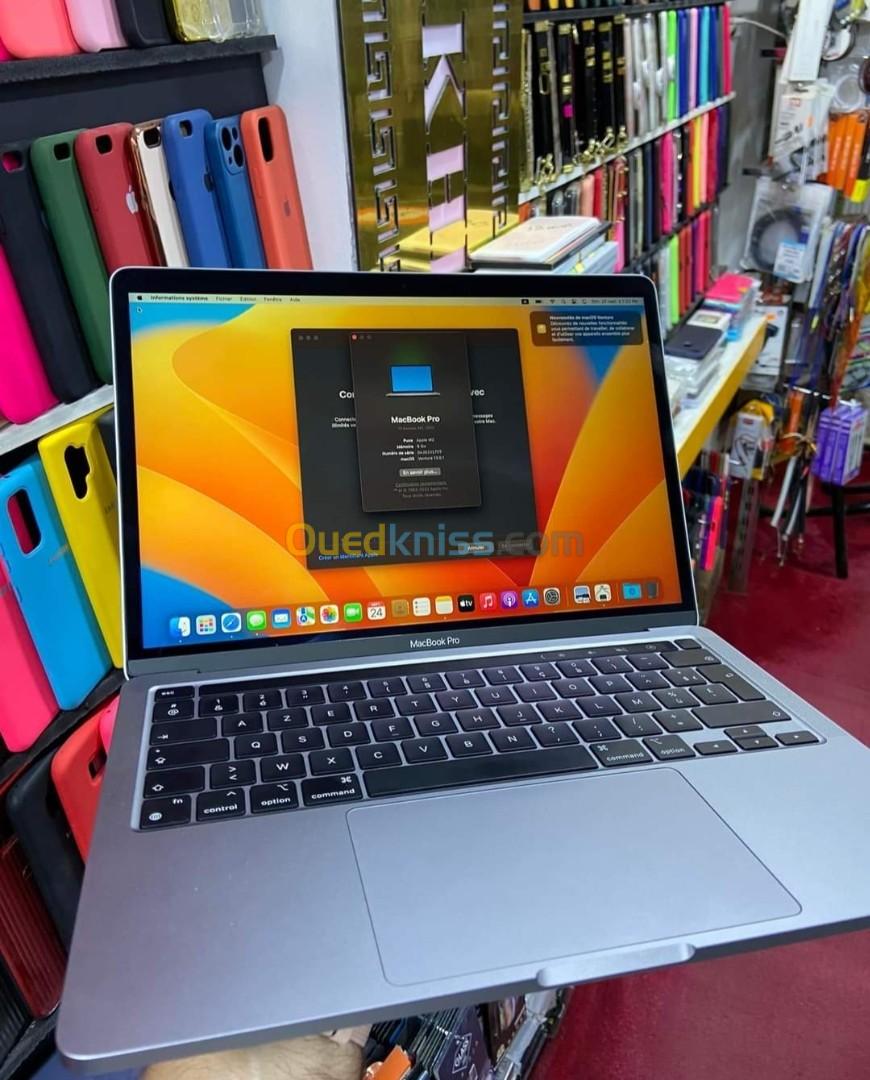 MacBook pro m2 2022