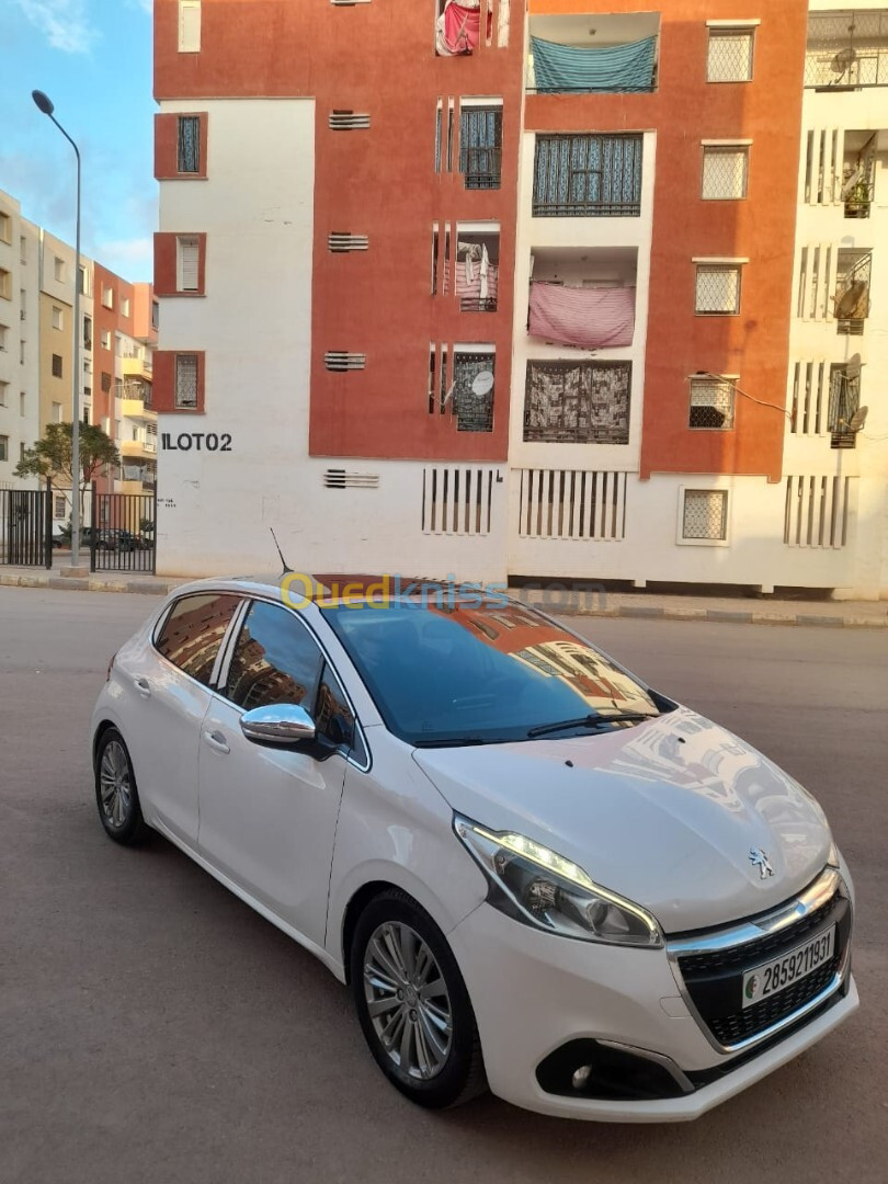 Peugeot 208 2019 Allure Facelift