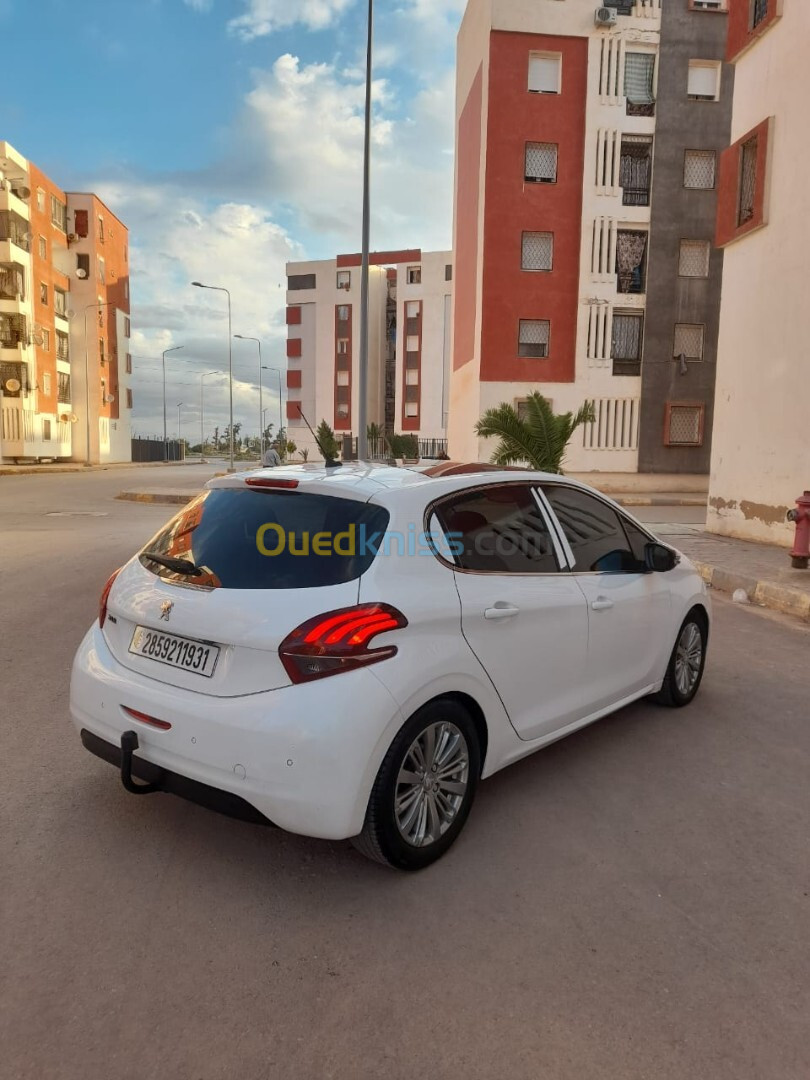 Peugeot 208 2019 Allure Facelift