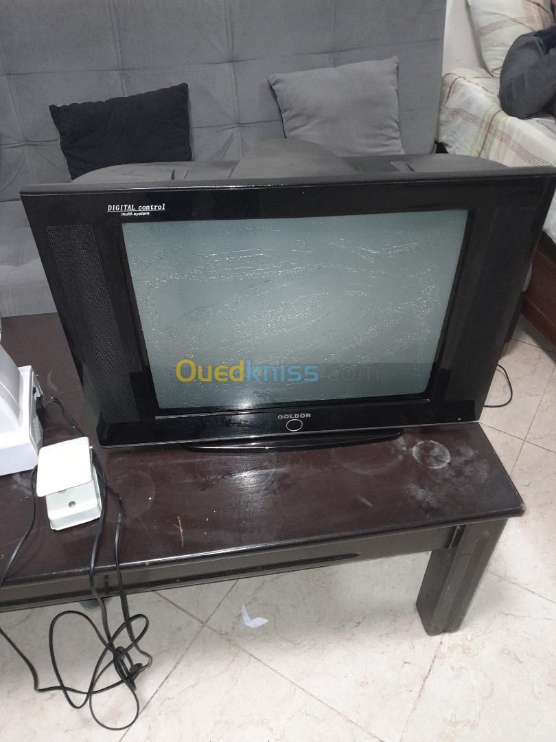 Tv en bonne état 