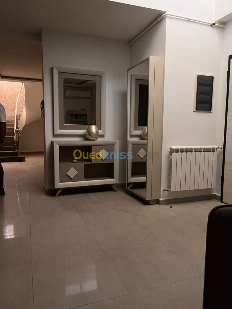 Location Appartement F5 Alger Bir mourad rais