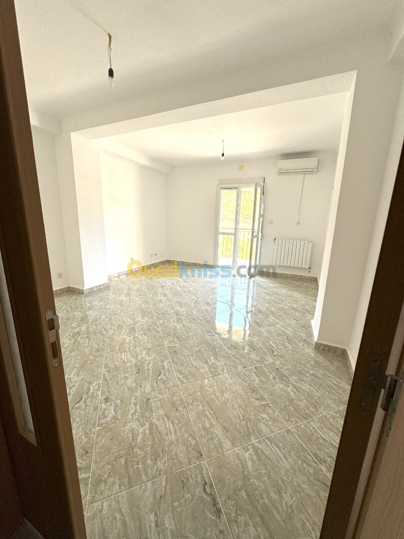 Location Appartement F5 Alger Souidania