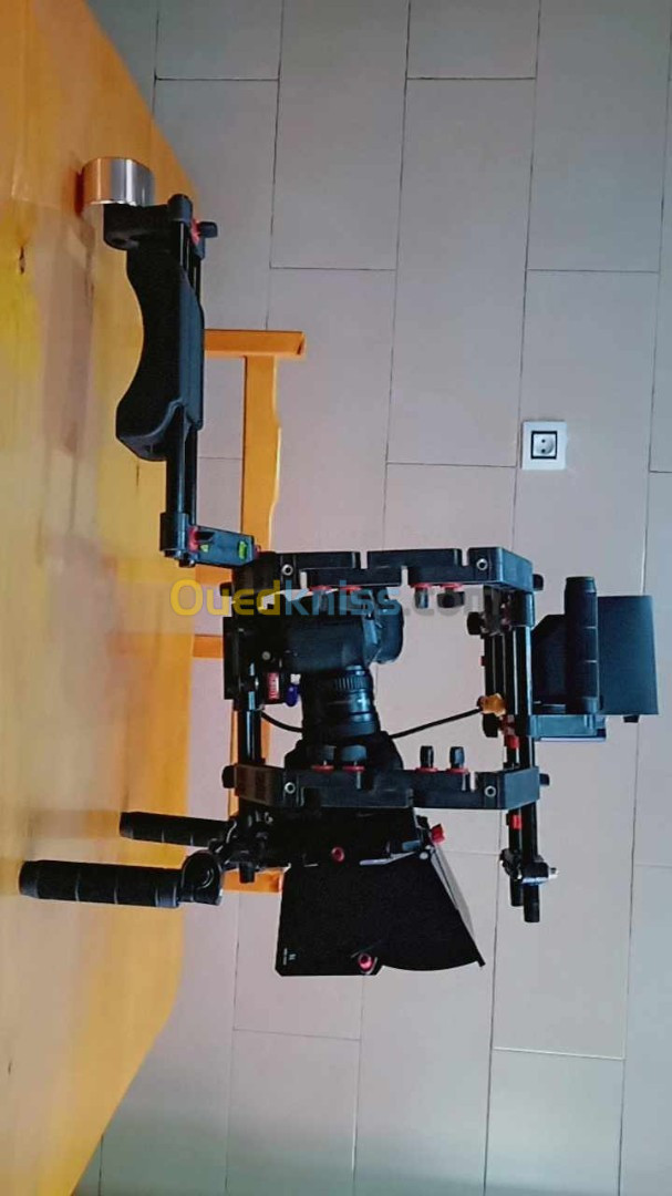 shoulder rig film city camera canon 6d   