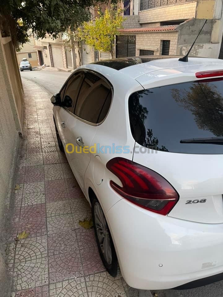 Peugeot 208 2019 Allure Facelift