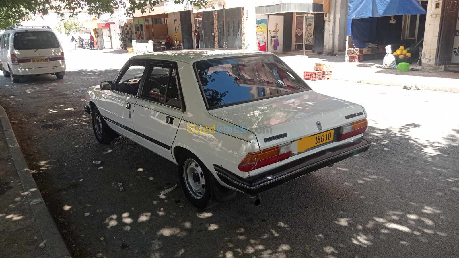 Peugeot 305 1986 305