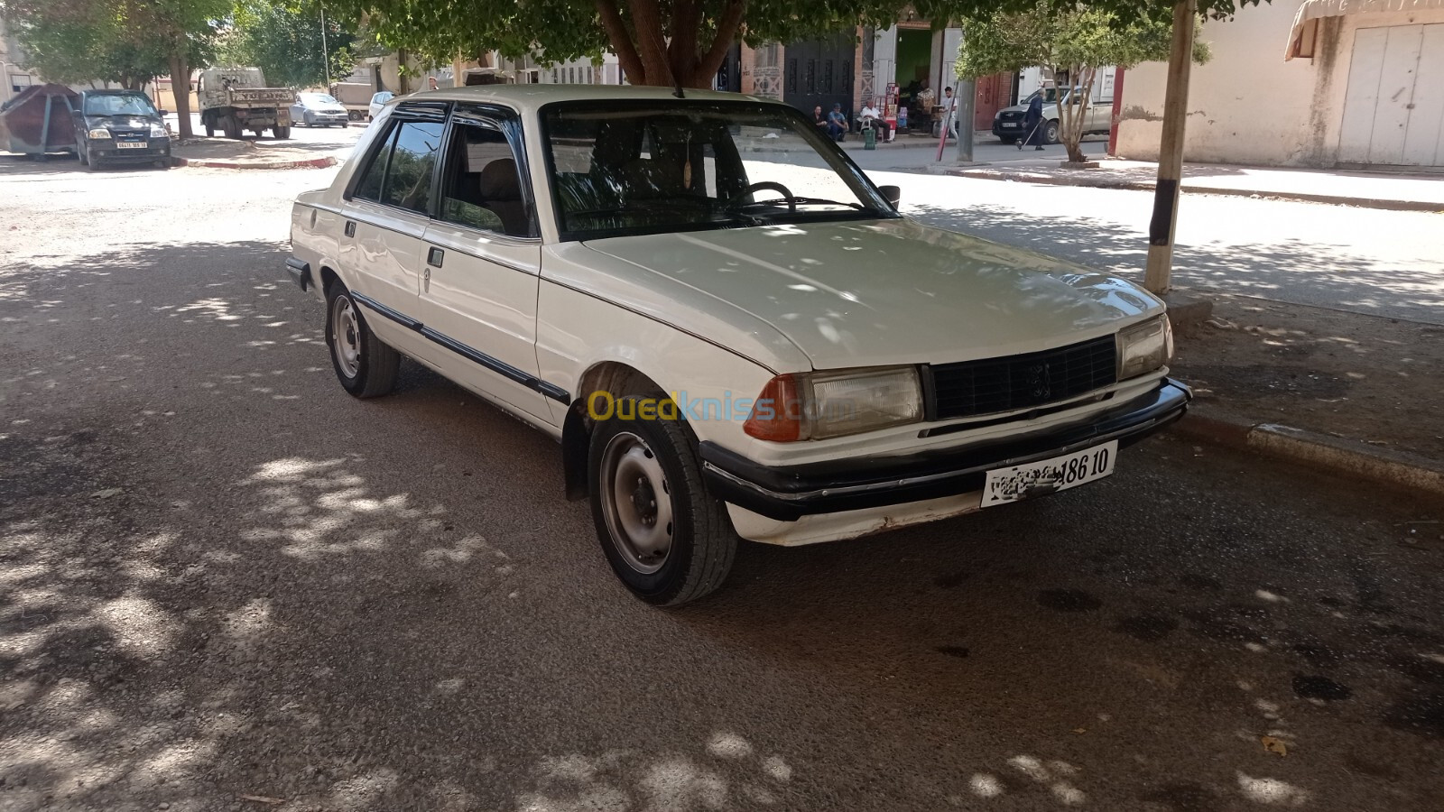 Peugeot 305 1986 305