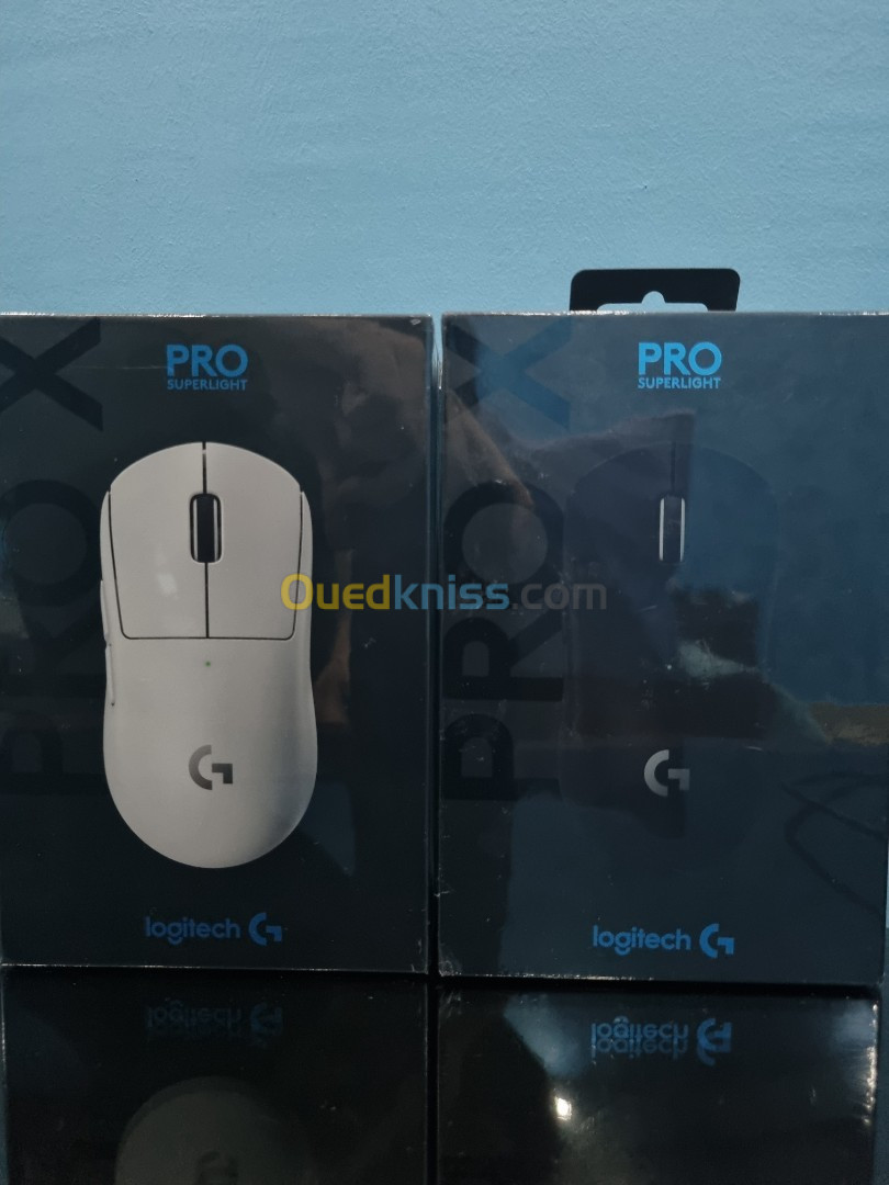 Souris Logitech G Pro X Superlight Black - Superlight  White