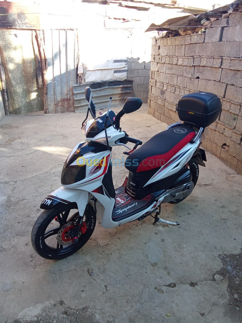 جديدة SCOOTER SYM PHANY SR 2015