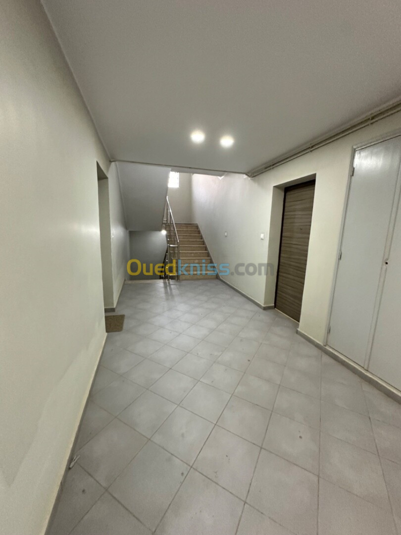 Location Appartement F3 Alger Birkhadem