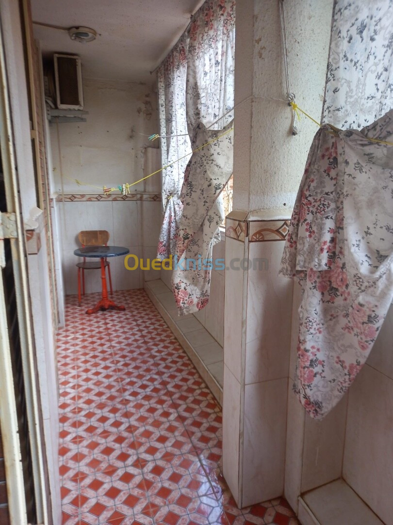 Location Appartement F2 Alger Bab ezzouar