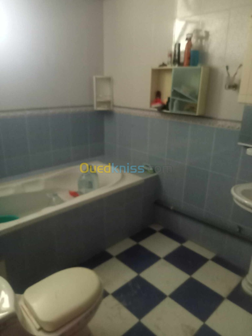 Location Appartement F3 Alger Bordj el bahri