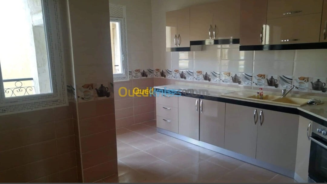 Location Appartement F5 Alger Bordj el bahri