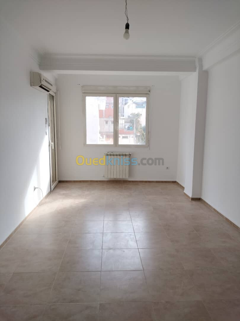 Location Appartement F4 Alger Dely brahim