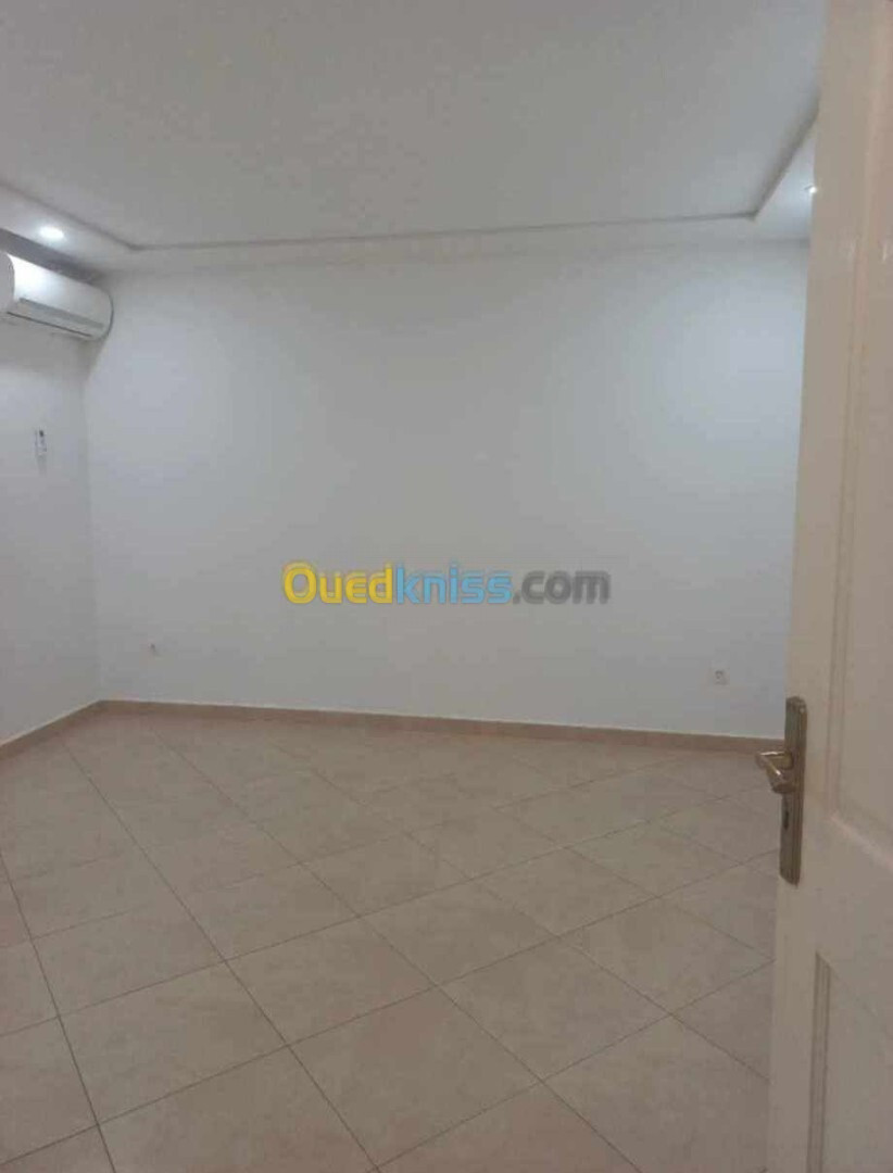 Location Niveau De Villa F3 Alger Bordj el bahri