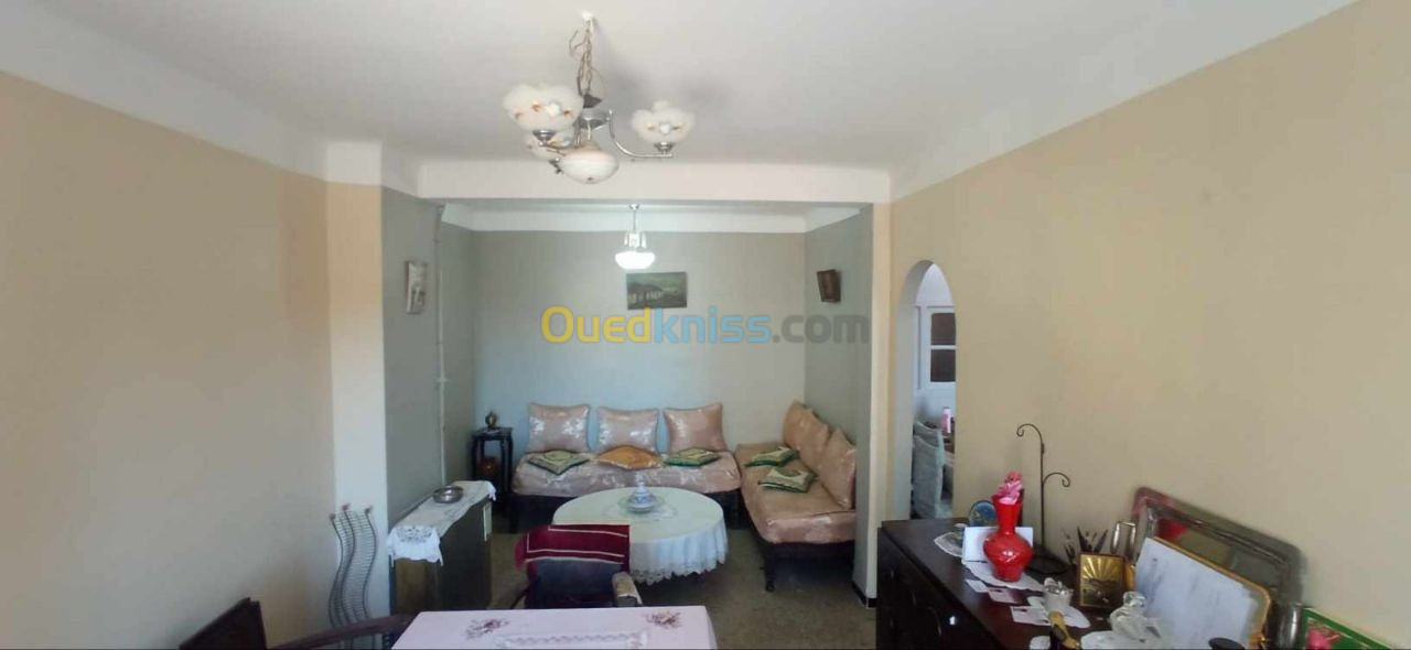 Vente Appartement F6 Alger El mouradia