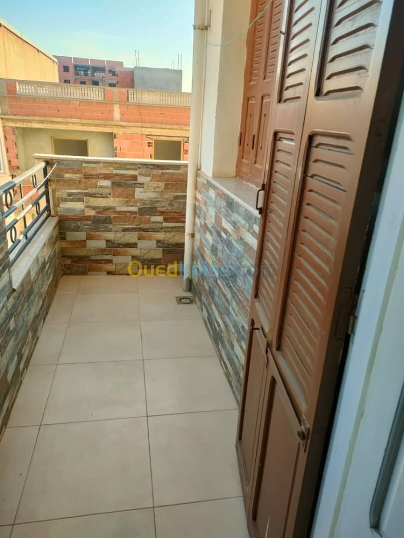 Location Appartement F4 Alger Bordj el bahri