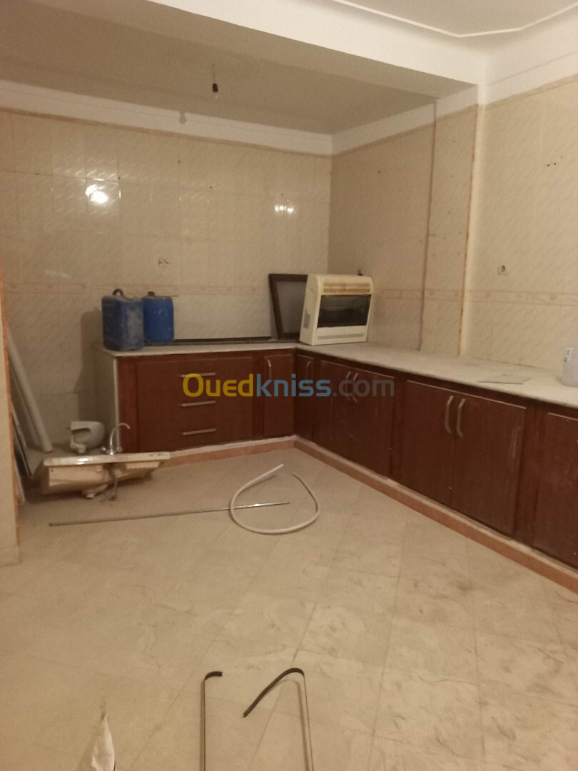 Location Niveau De Villa F4 Alger Bordj el bahri