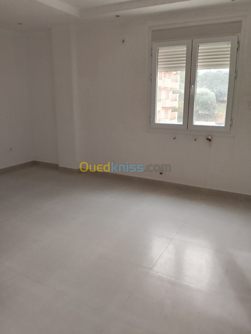 Vente Appartement F3 Alger Ain benian