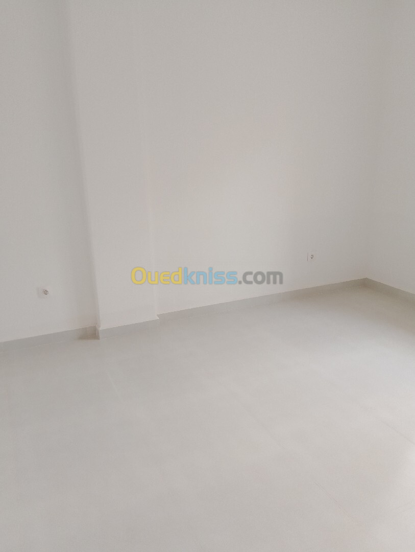 Vente Appartement F4 Alger Ain benian