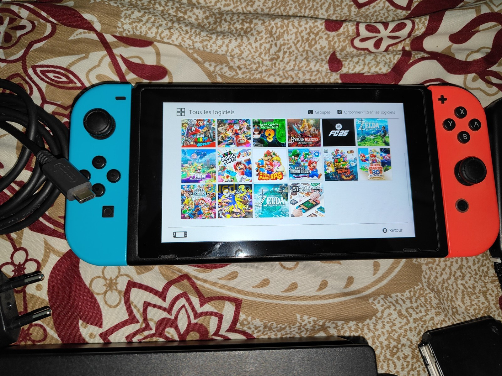 Nintendo switch V2 2019 Flashée puce 256 go 