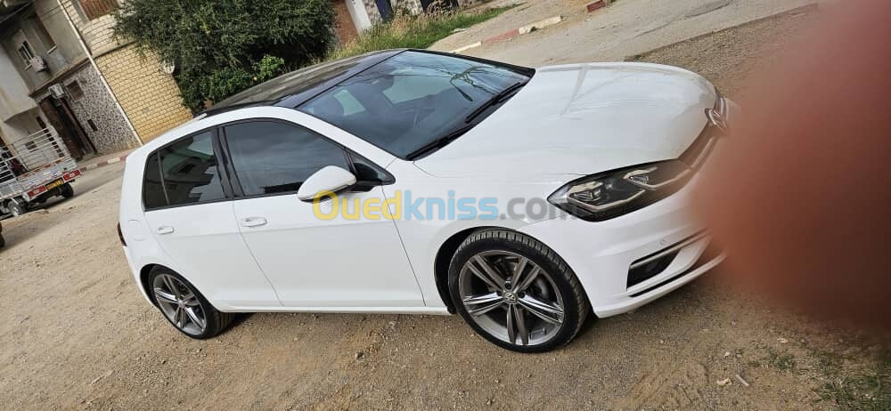 Volkswagen Golf 7 2019 Carat