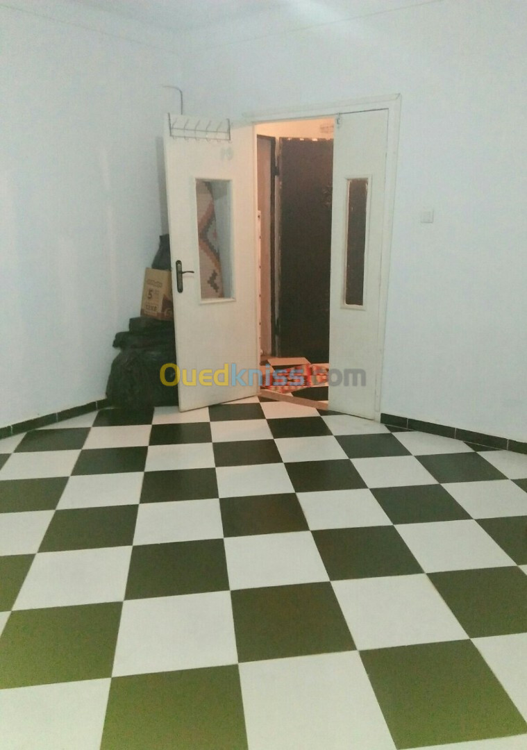 Vente Appartement F3 Tiaret Tiaret