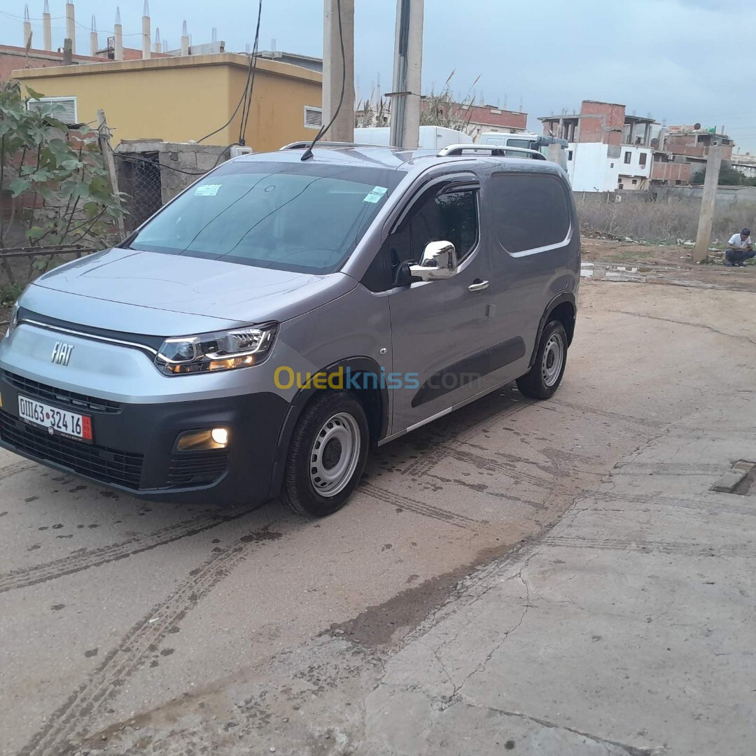 Fiat Doblo 2024 Dz