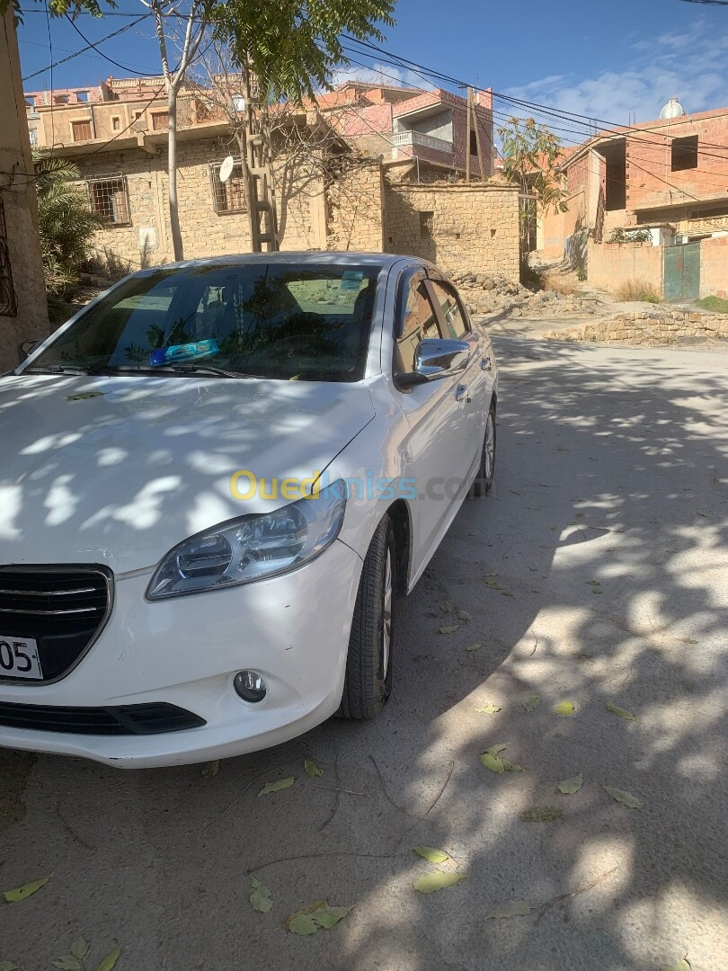 Peugeot 301 2013 Allure