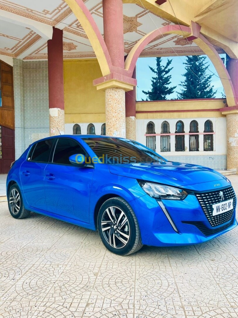 Peugeot 208 2022 Allure