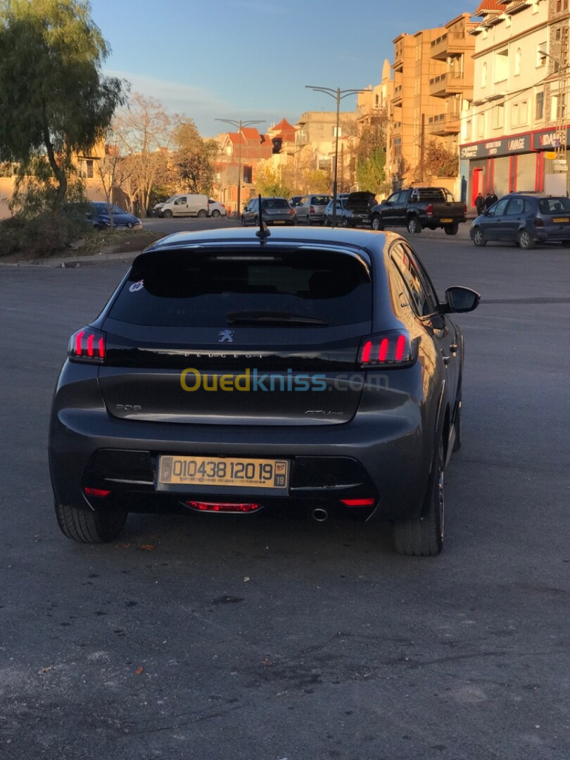 Peugeot 208 2020 GT Line