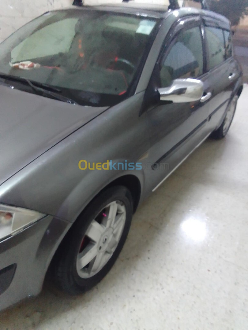 Renault Megane 2 2005 ريبو